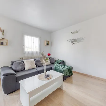 Charming Torcy Haven- Next To Disneyland Apartment