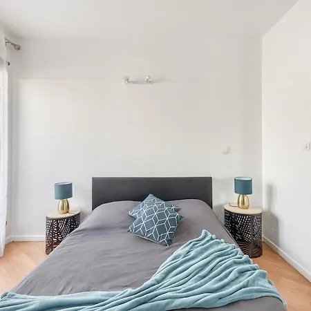 Charming Torcy Haven- Next To Disneyland